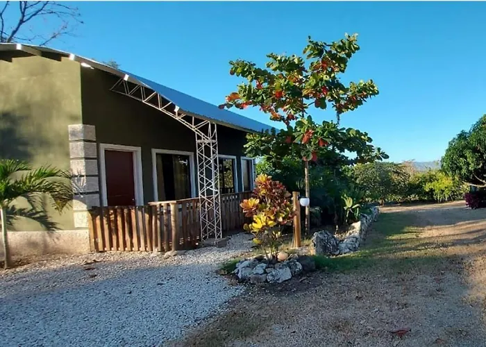 Lodge Blue Parrot Cabinas