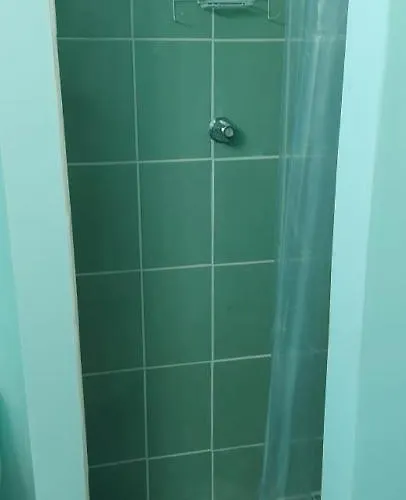 Blue Parrot Cabinas *